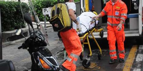 Tenta il suicidio con una "abbattibuoi" da macellaio. Muore dopo 20 giorni di agonia