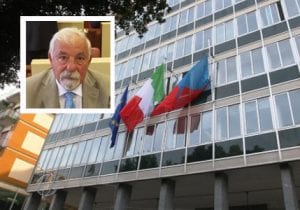 Casertace CASERTA. Malore per l'assessore Pica al Comune. Arriva l'ambulanza ma...