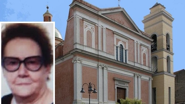 Caseratce-Folla commossa ai funerali di Filomena Sorvillo, uccisa dal figlio