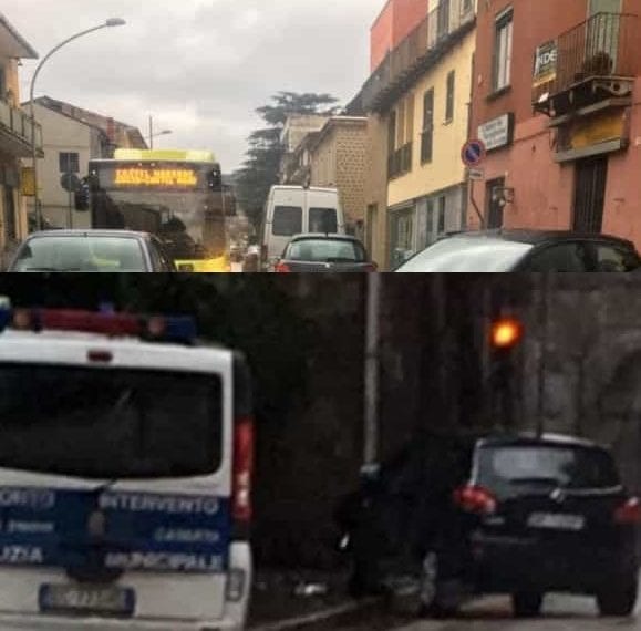 LE FOTO. CASERTA. Traffico in tilt. Doppio incidente a via Tescione e al ponte di Ercole - CasertaCE