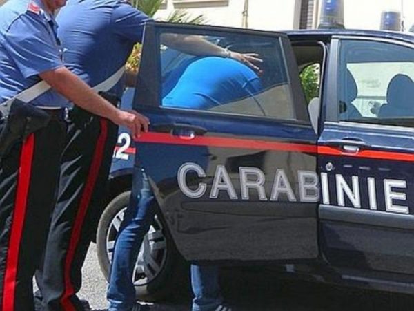 Blitz dei carabinieri: arrestato noto imprenditore del tabacco