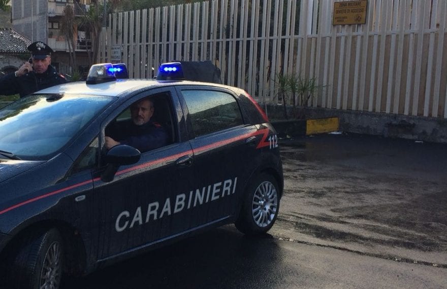 Alla ricerca di armi. Controlli e perquisizioni dei carabinieri in diverse aziende - CasertaCE