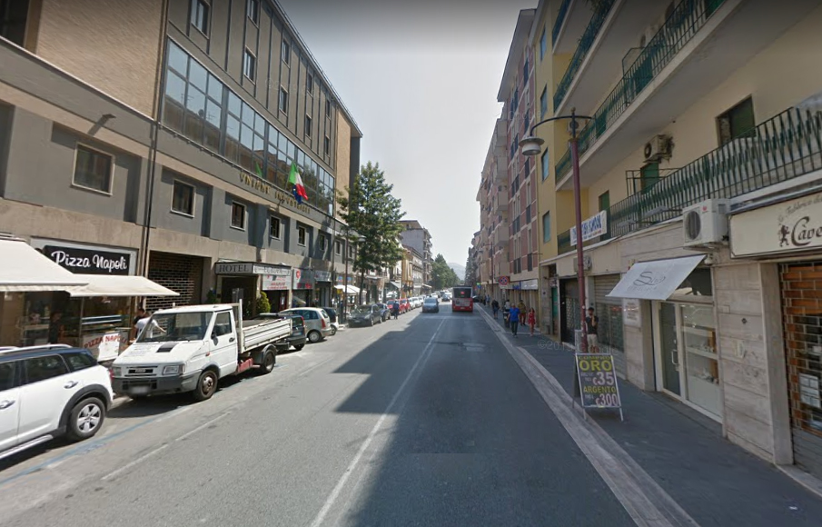 CASERTA. Aggredisce un vigile urbano dopo un incidente stradale su via Roma - CasertaCE