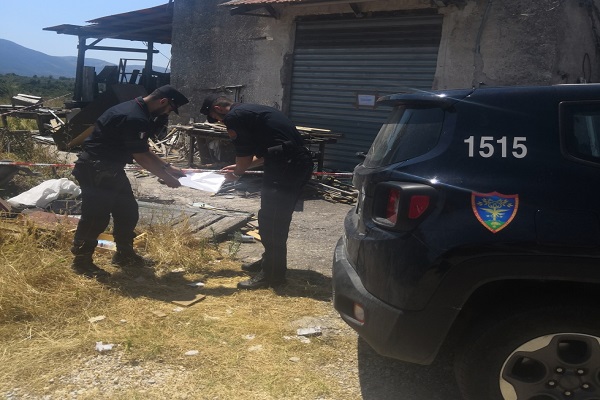 "Gestione illecita di rifiuti". Carabinieri sequestrano una falegnameria - CasertaCE