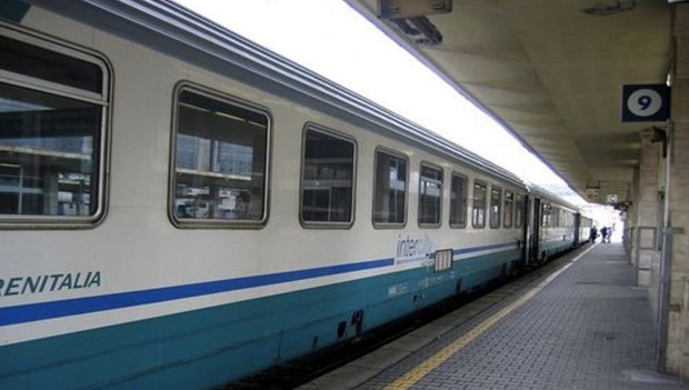 Problemi sulla linea, ci sono ritardi sulla tratta Napoli-Roma, via Formia - CasertaCE