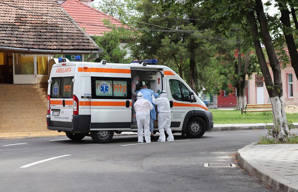 ambulanza covid pixabay