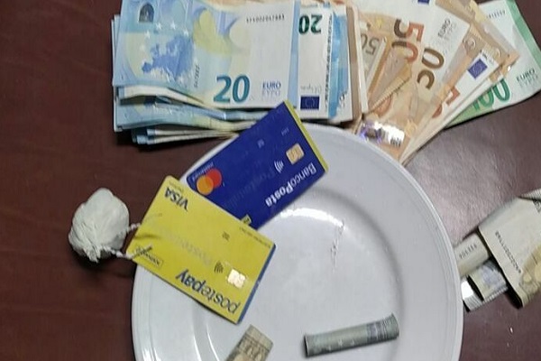 piatto euro cocaina